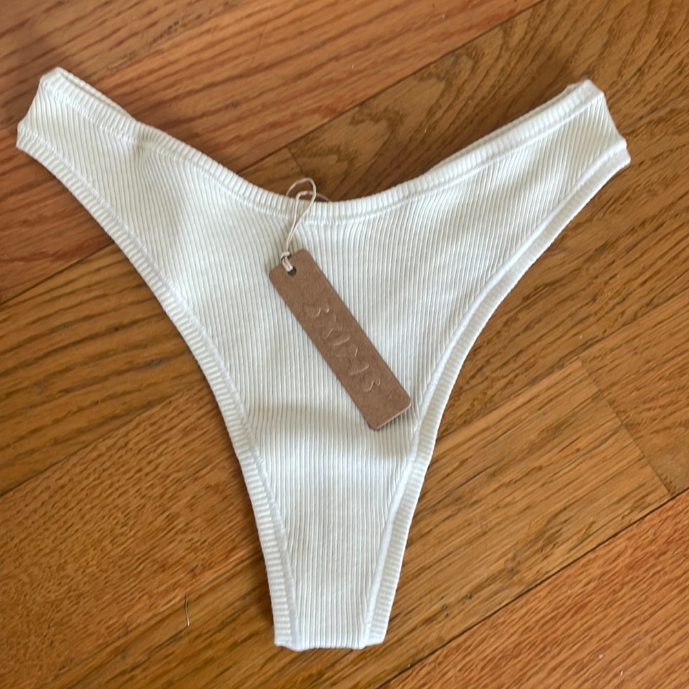 Skims Thong